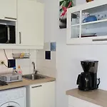 Appartement Proche Port Et Plages, Au Calme Hyères