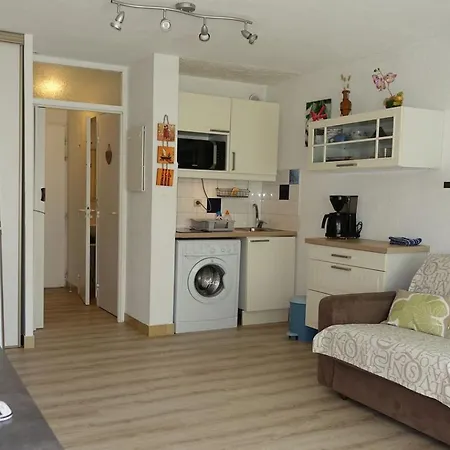 Proche Port Et Plages, Au Calme Appartement *