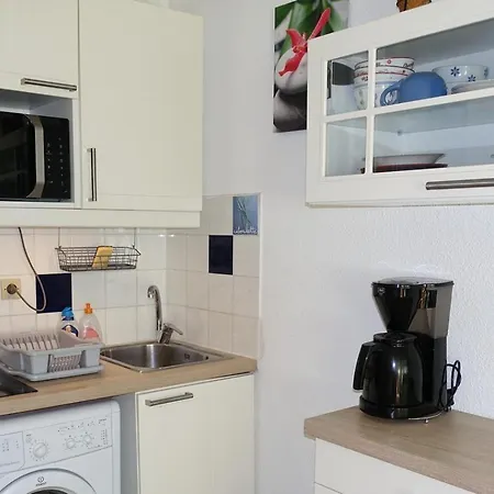 Apartment Proche Port Et Plages, Au Calme Hyeres